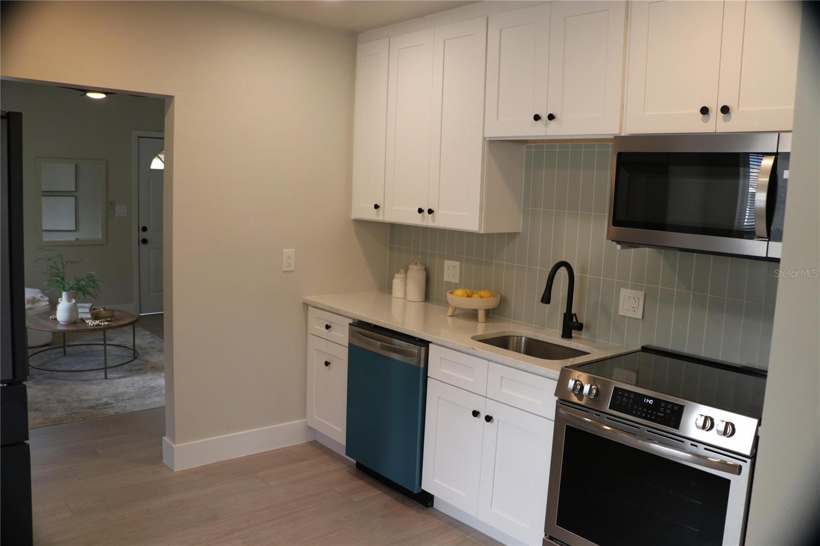 THOMPSON HEIGHTS SUB 1 - Residential