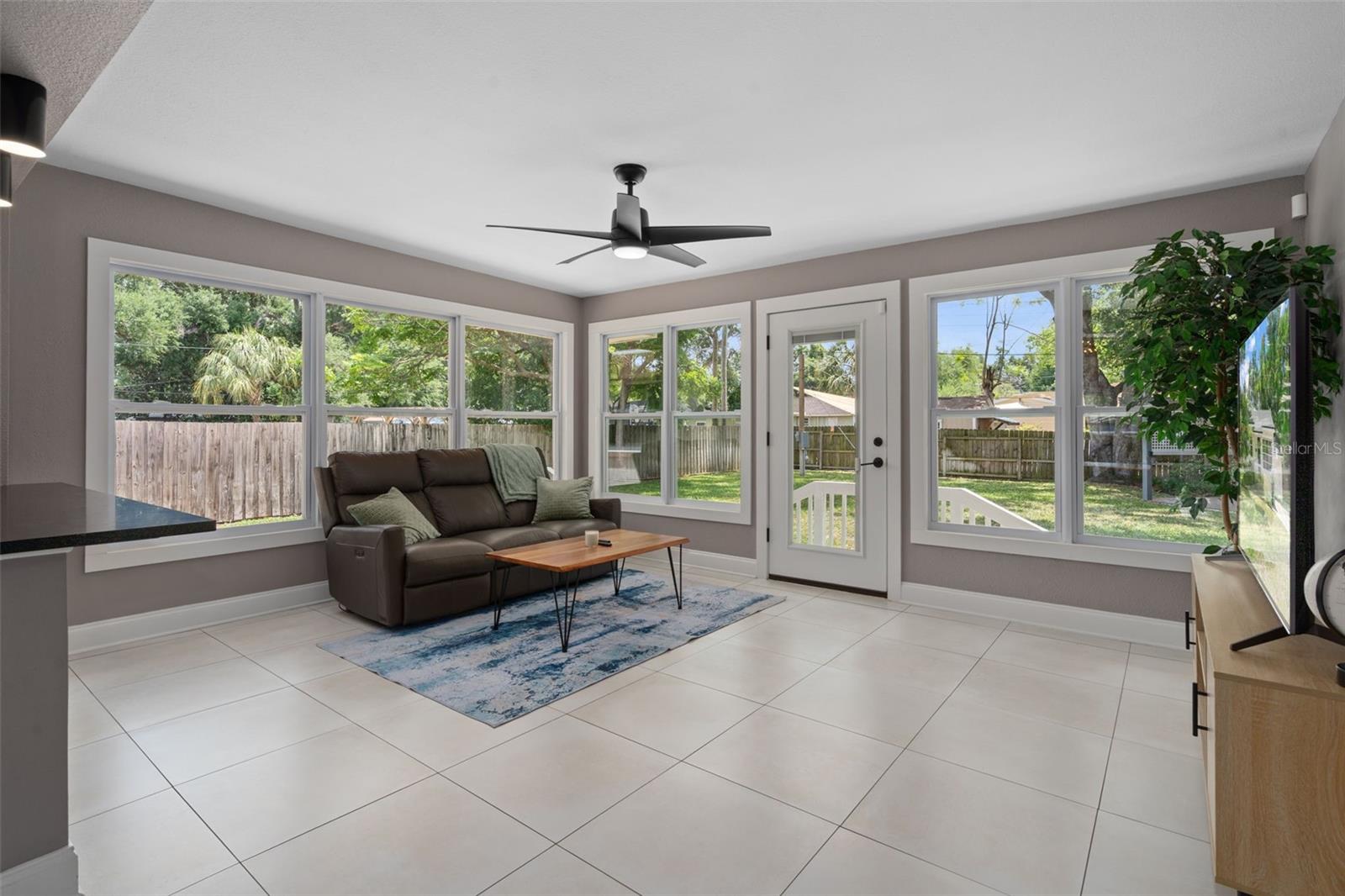 ORANGEWOOD MANOR - Residential