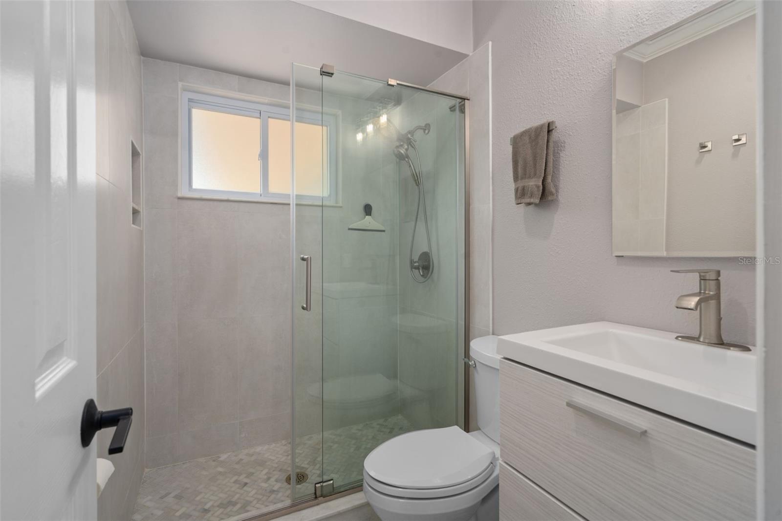 ORANGEWOOD MANOR - Residential