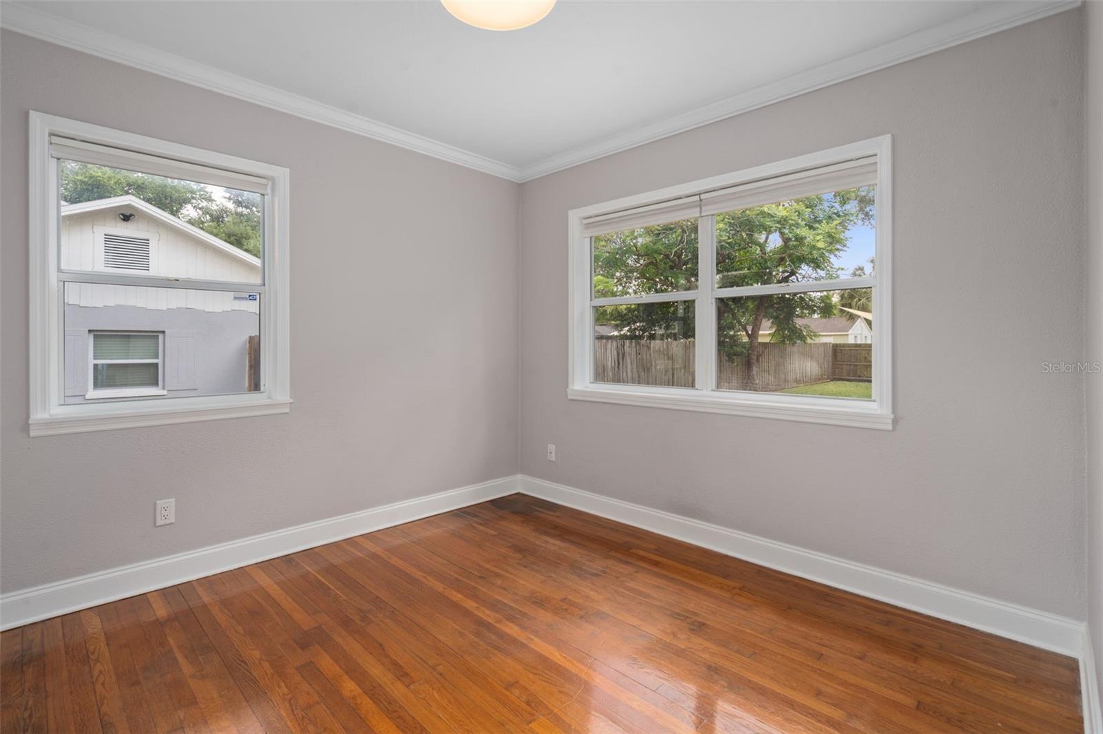 ORANGEWOOD MANOR - Residential