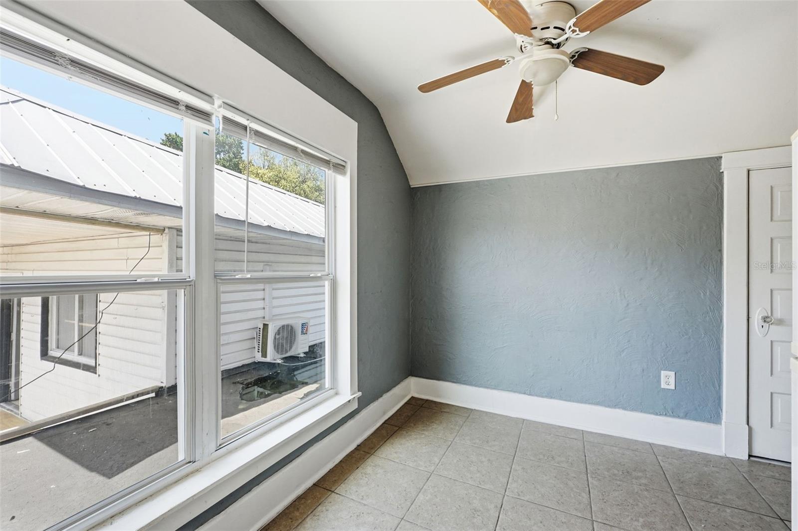 B C MILLERS SUB OF BLK R PATRICKS ADD - Residential Lease