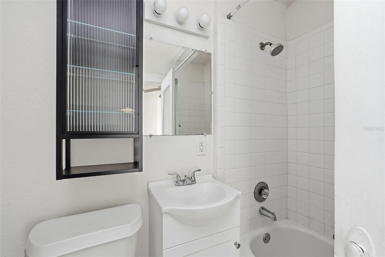 B C MILLERS SUB OF BLK R PATRICKS ADD - Residential Lease