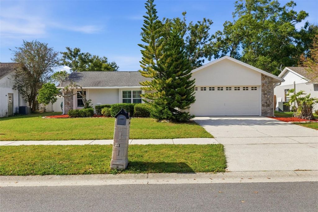 Photo of 14912 Palmcrest Place, Tampa, FL 33625 (MLS # TB8450014)