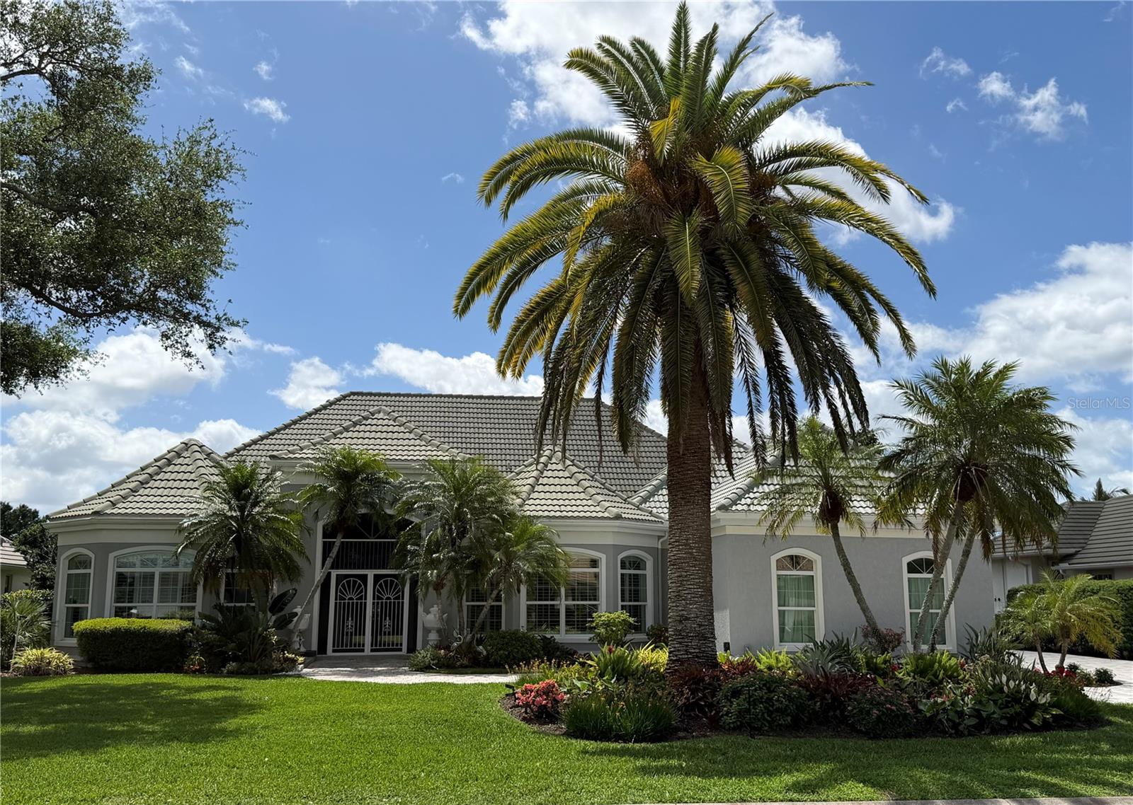 THE RESERVE - Residential