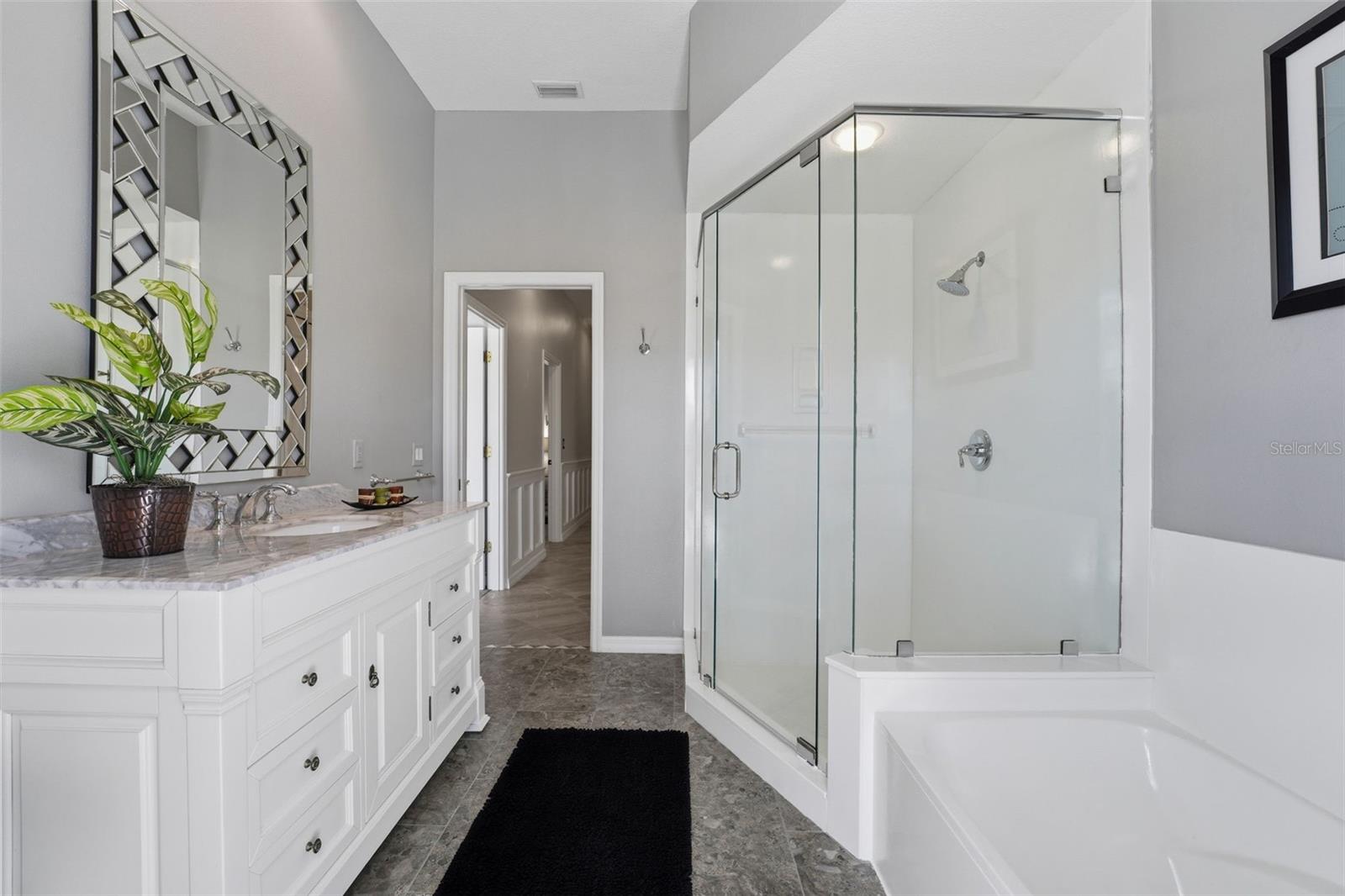 THE RESERVE - Residential