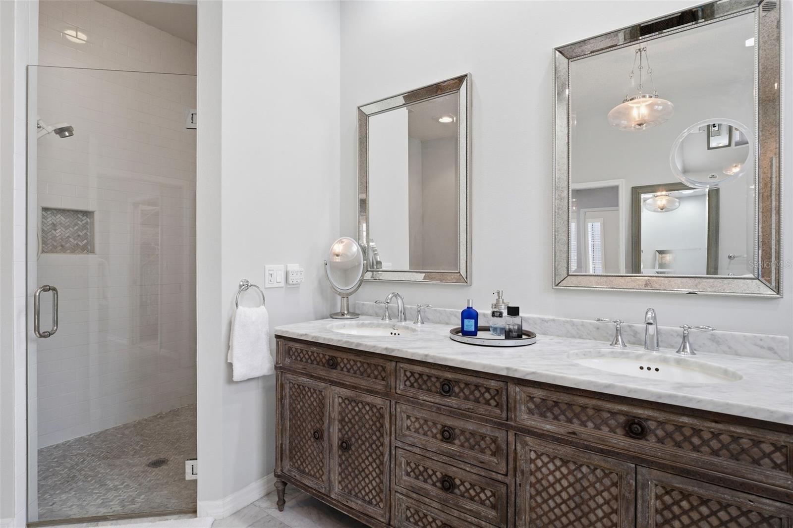 THE RESERVE - Residential