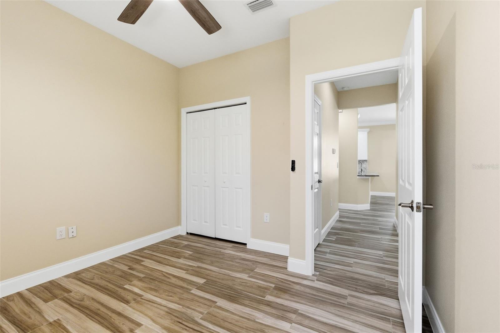 AVONDALE - Residential