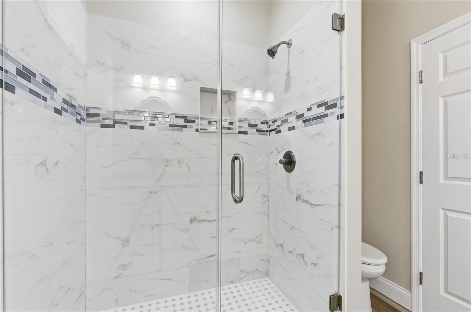 AVONDALE - Residential