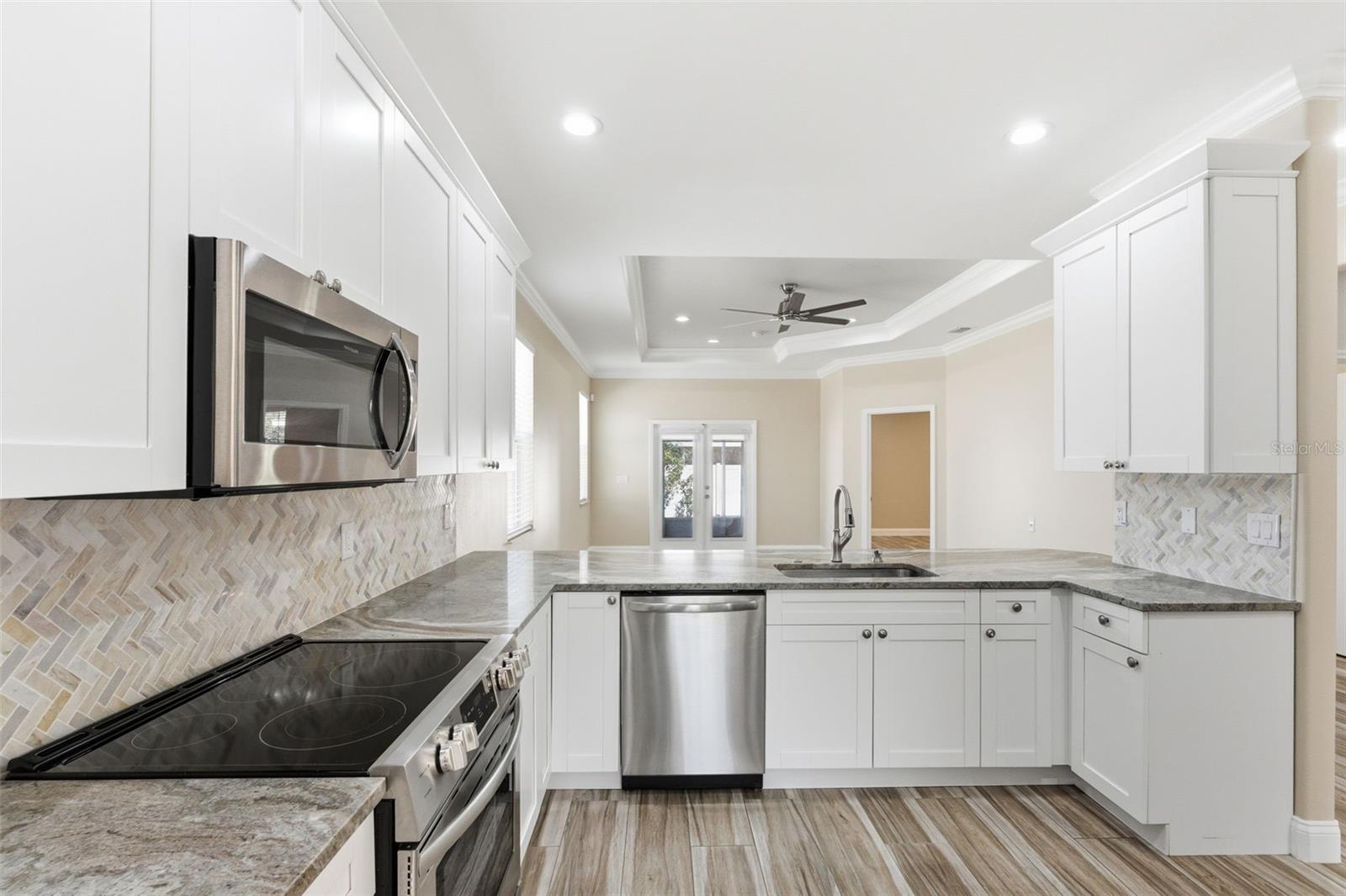 AVONDALE - Residential