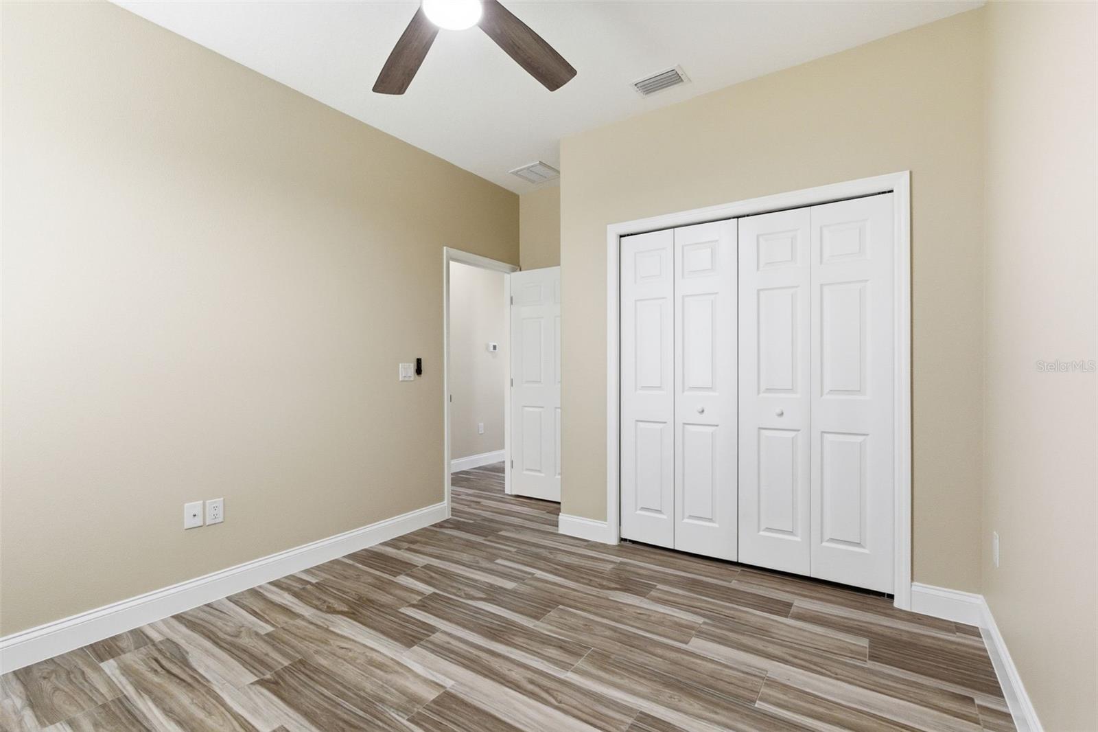 AVONDALE - Residential