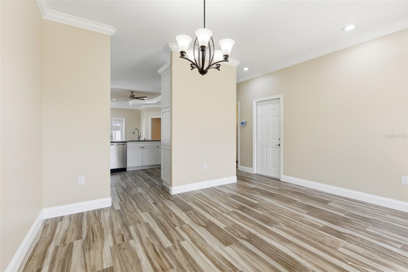 AVONDALE - Residential