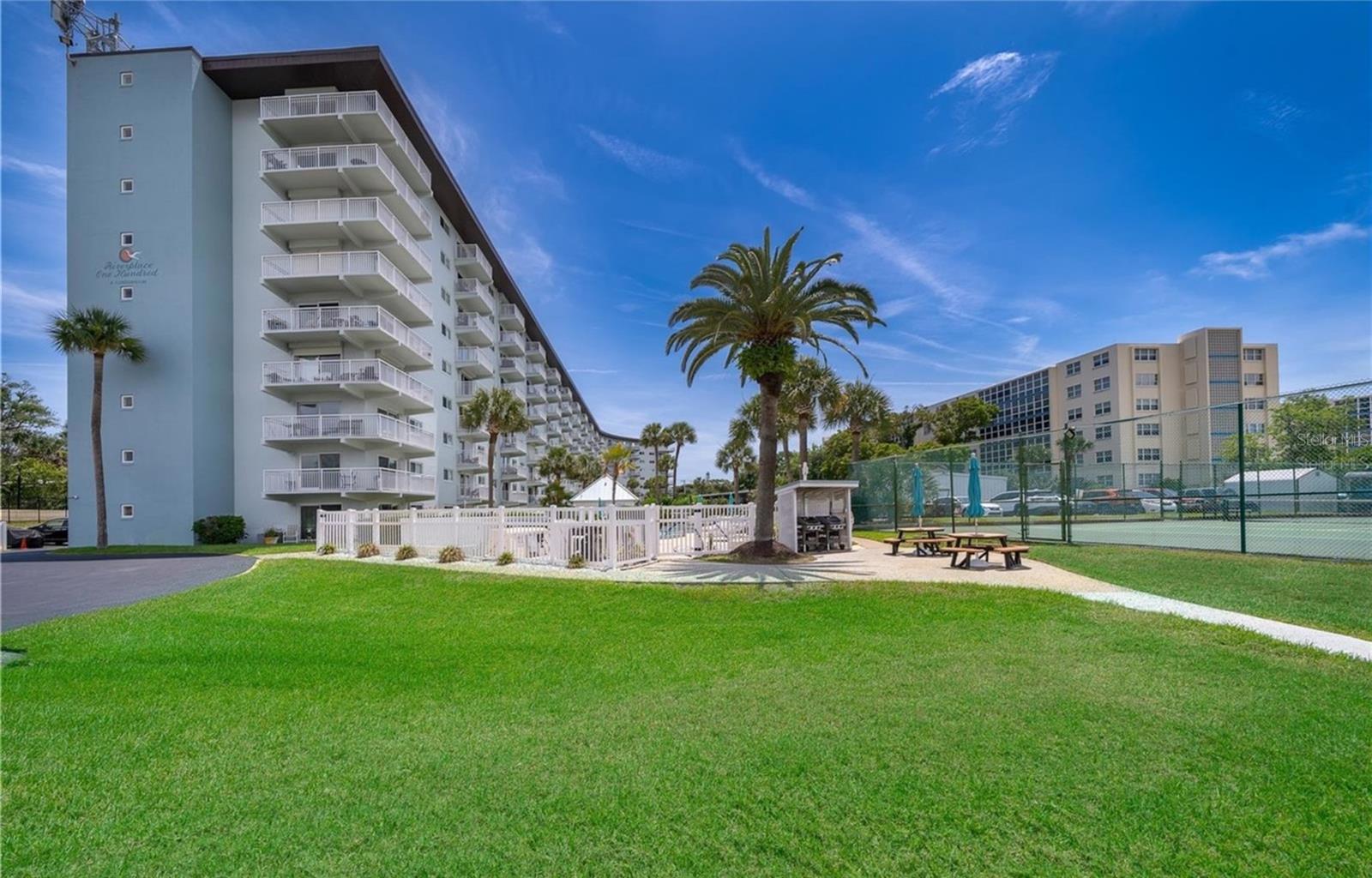 100 SILVER BEACH AVENUE 720
