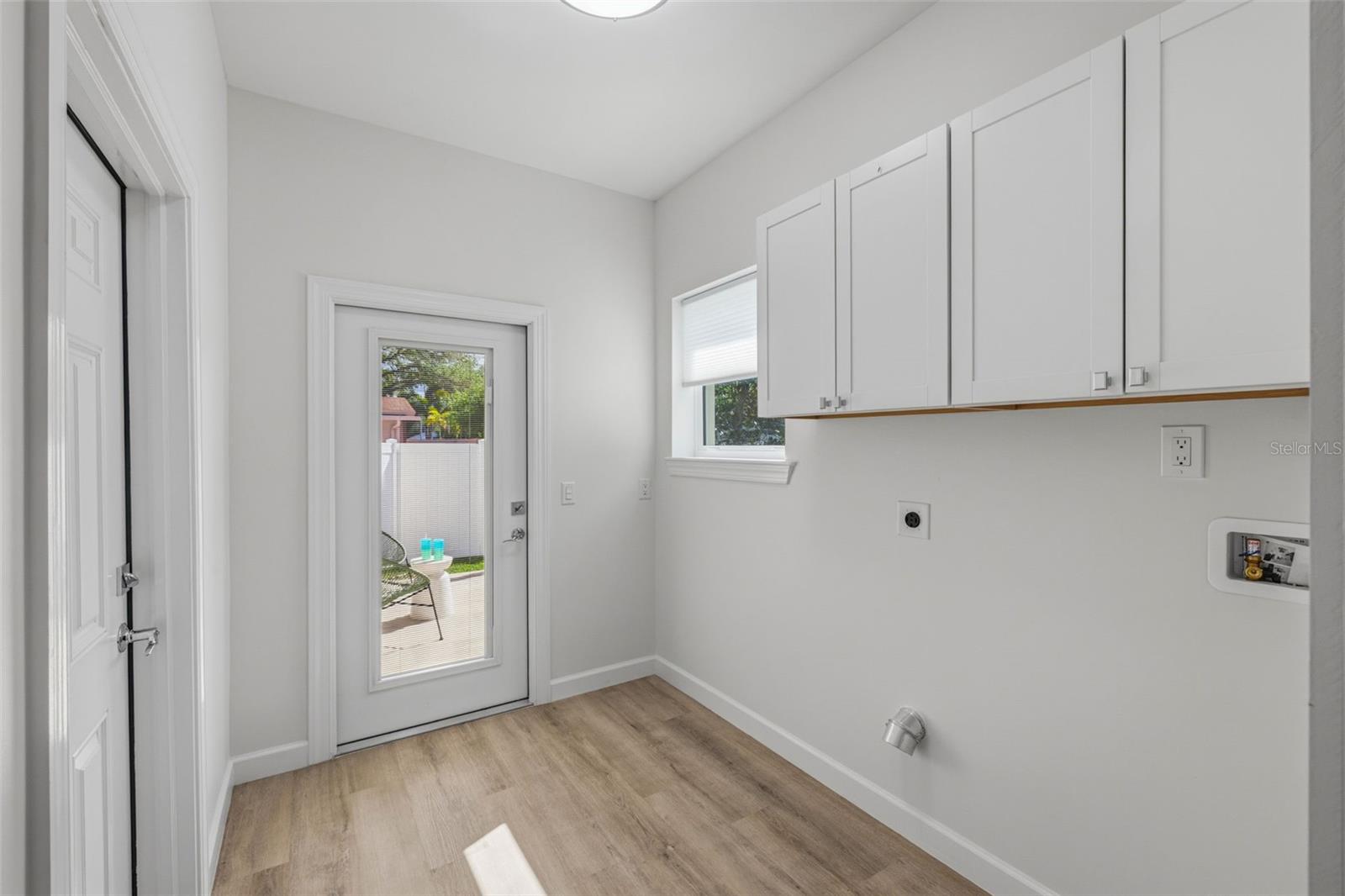 CURNS W J SUB - Residential