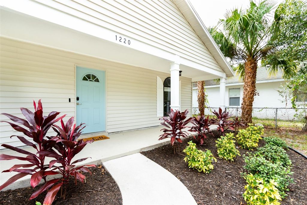 Photo of 1220 34th Street, Sarasota, FL 34234 (MLS # A4673457)