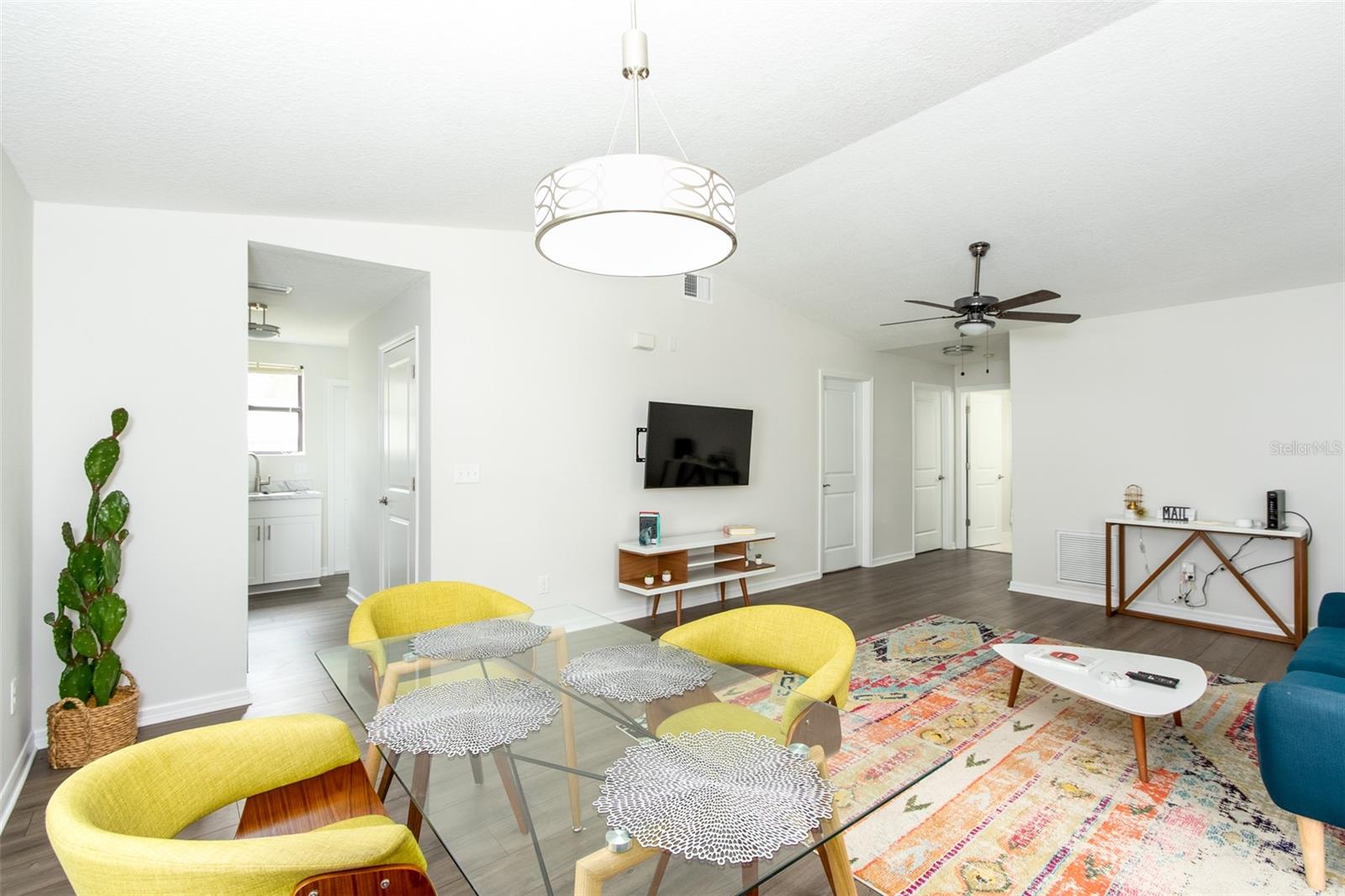 NORTH RIVERSIDE PARK - Residential