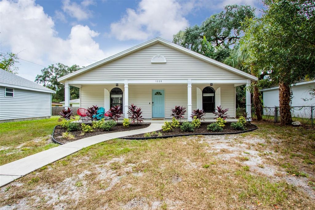 Photo of 1220 34th Street, Sarasota, FL 34234 (MLS # A4673457)