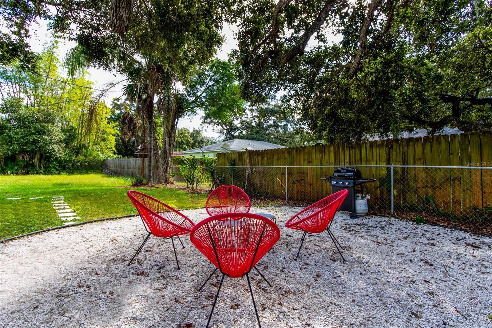 NORTH RIVERSIDE PARK - Residential