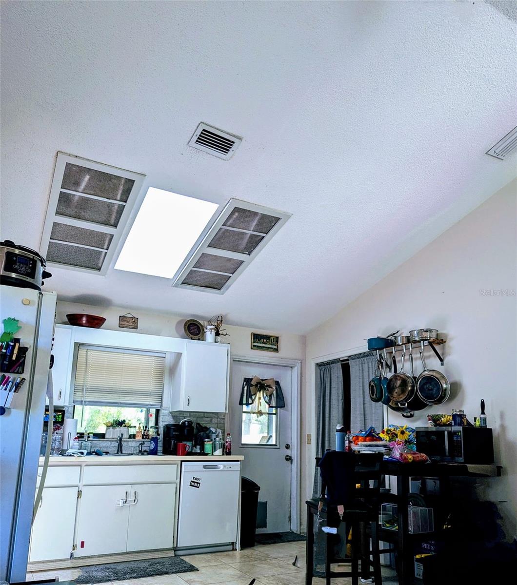 ZAN MAR VILLAGE - Residential