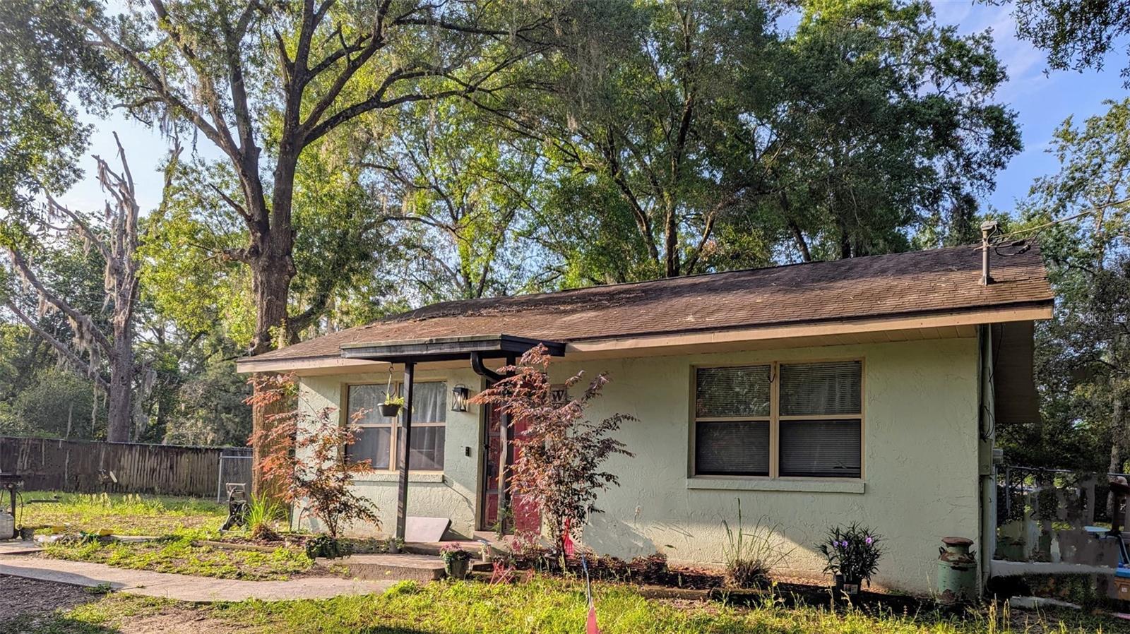 ZAN MAR VILLAGE - Residential