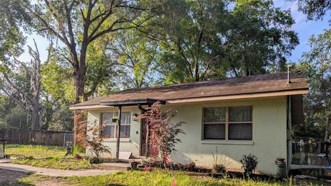 Photo of 9054 S Tara Point, Floral City, FL 34436 (MLS # OM710121) Photo of 9054 S Tara Point, Floral City, FL 34436 (MLS # OM710121)