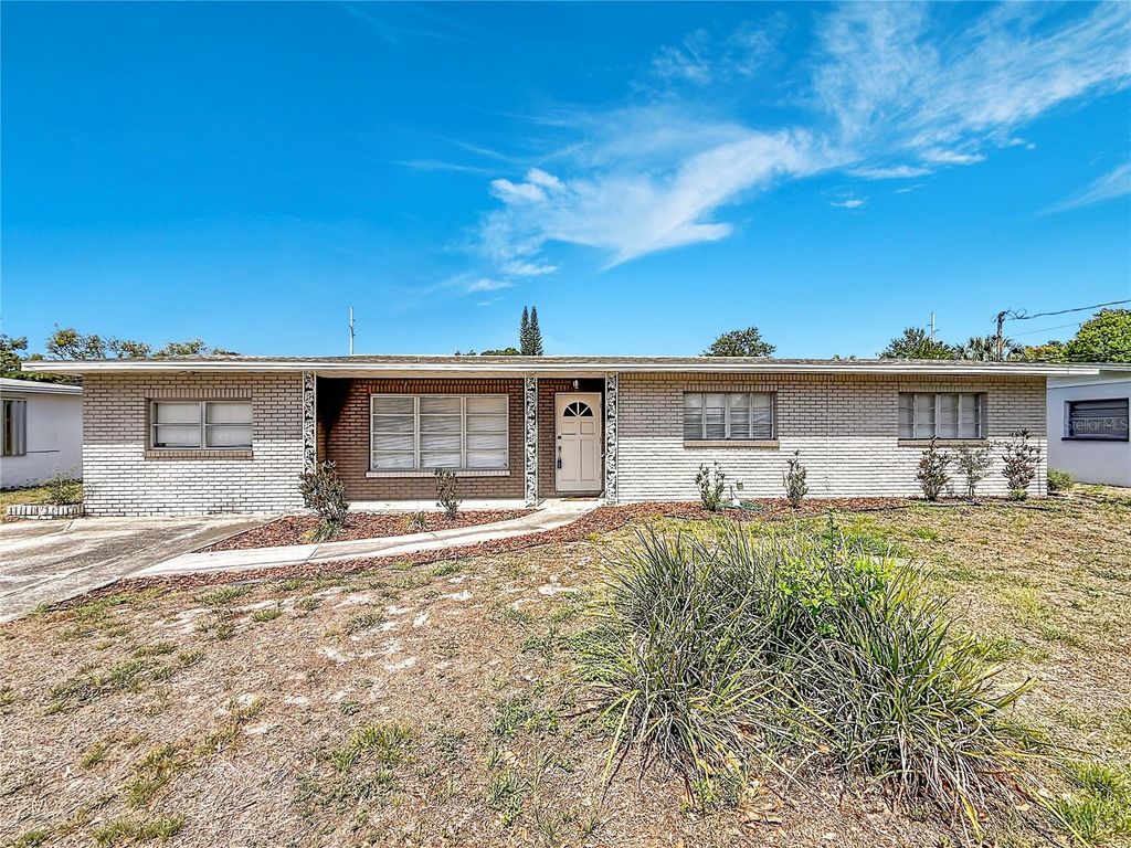 Photo of 4509 S Hale Avenue, Tampa, FL 33611 (MLS # TB8507153)