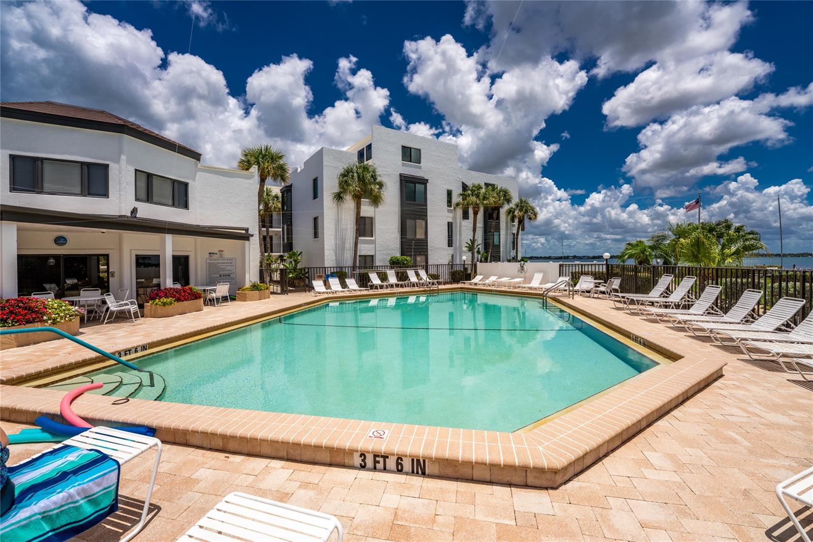 TAMARIND GULF & BAY BLDG B-6 - Residential