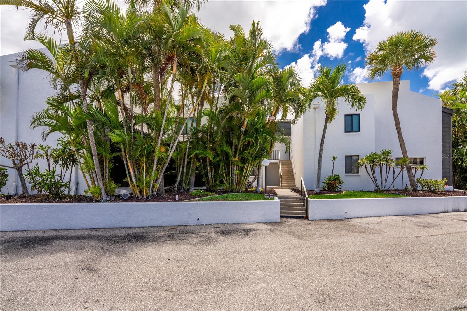 TAMARIND GULF & BAY BLDG B-6 - Residential