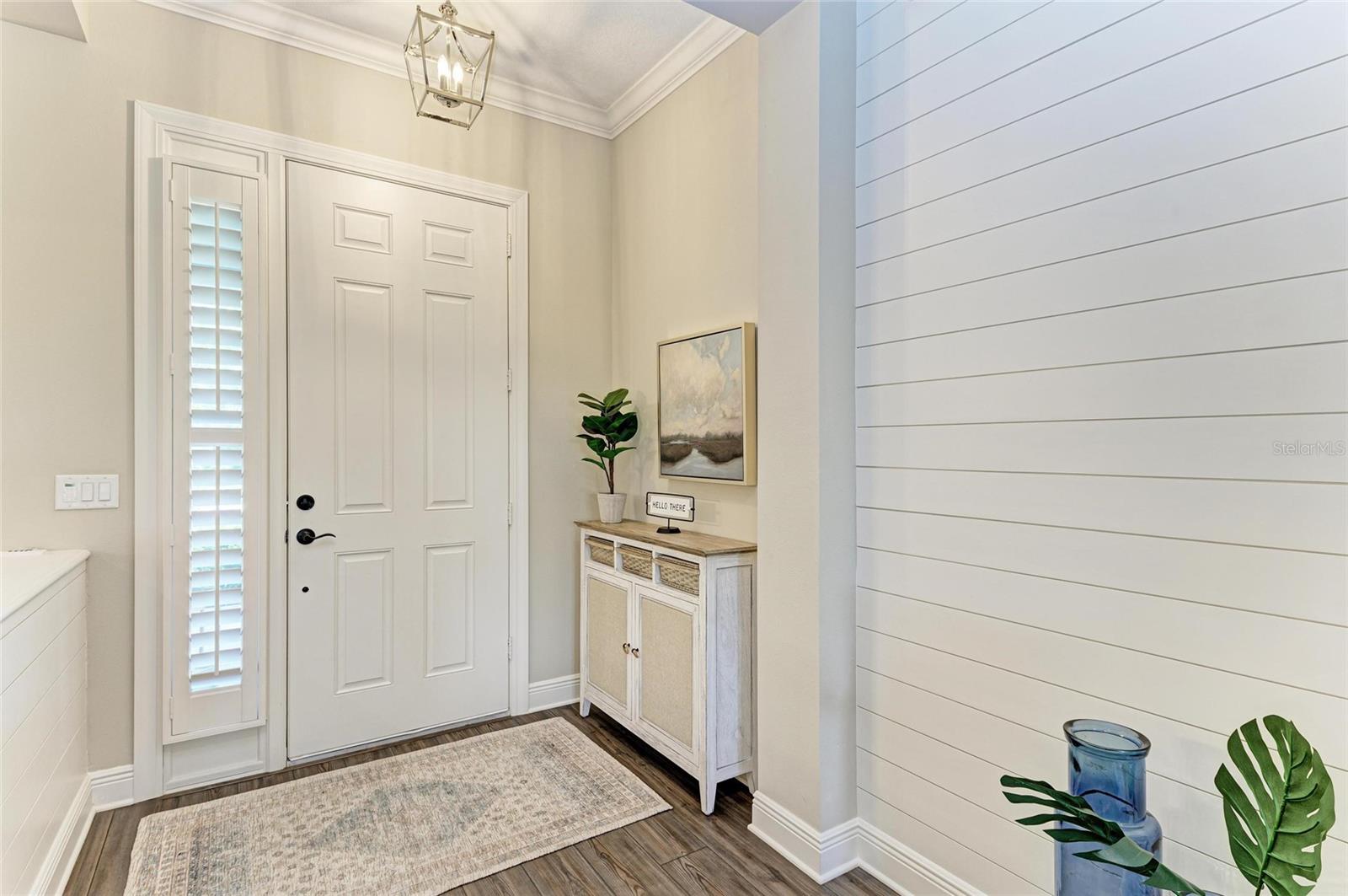 4723 SENECA PARK TRAIL
