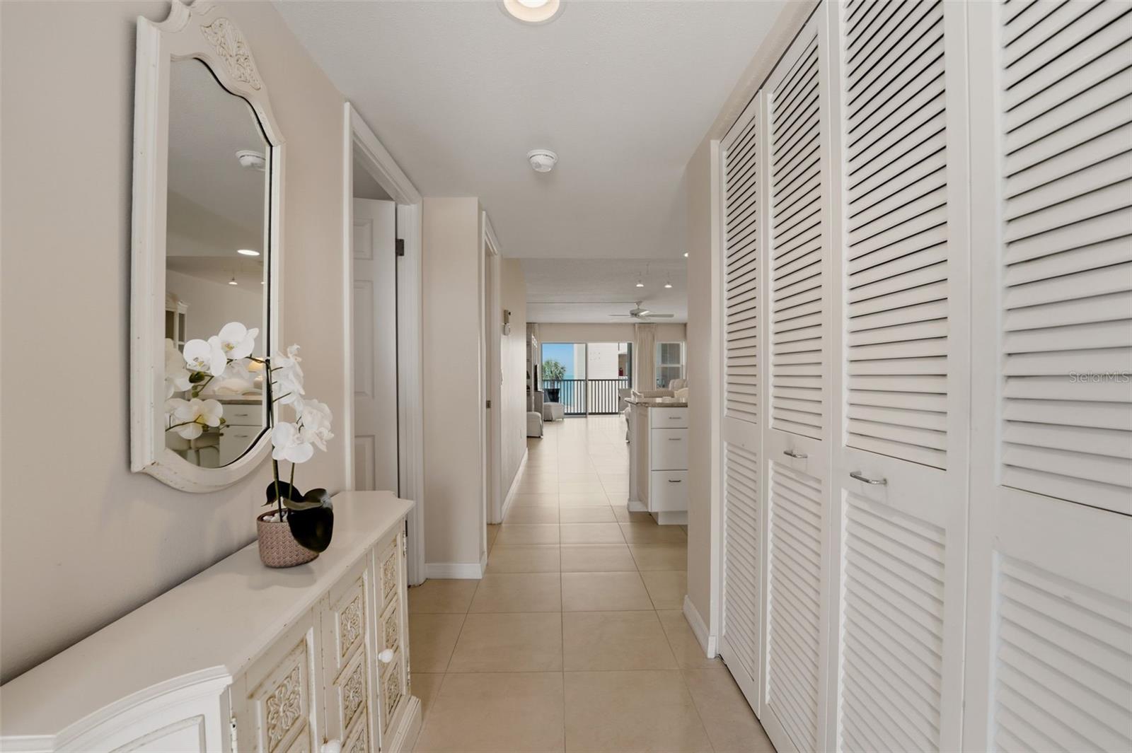 TOWERS - Residential