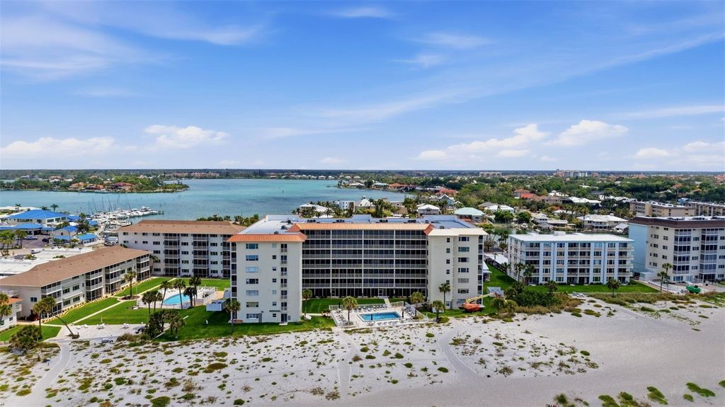 Photo of 1150 Tarpon Center Drive #3D, Venice, FL 34285 (MLS # N6143925)