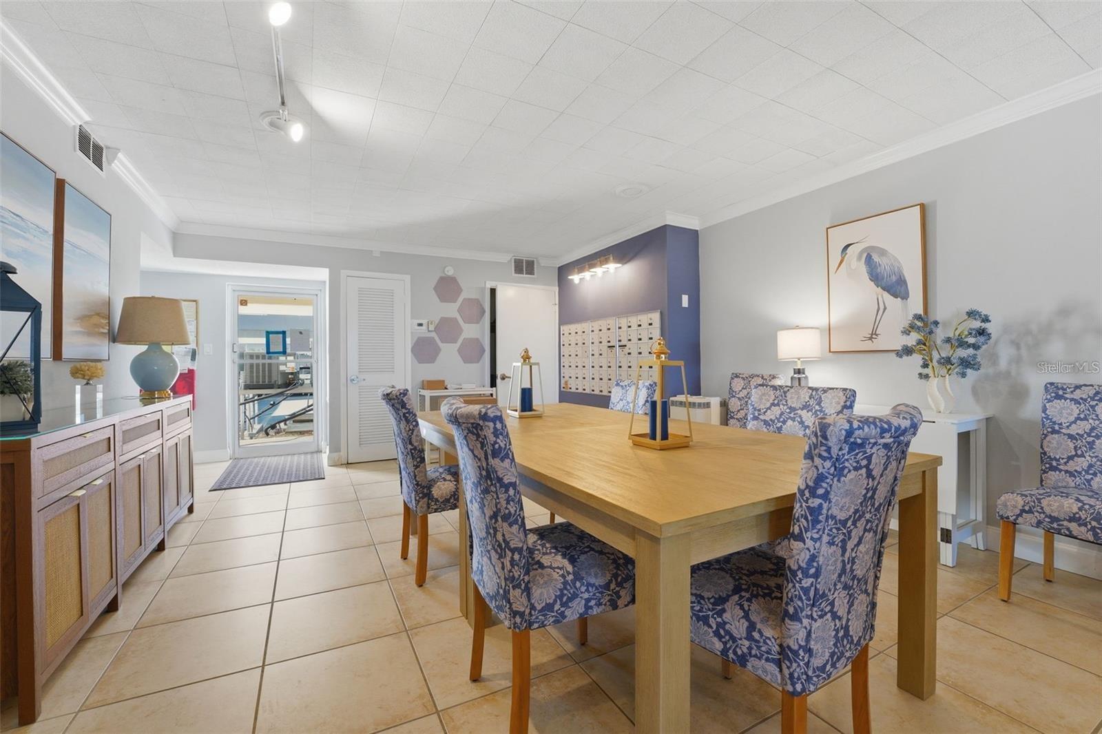 TOWERS - Residential