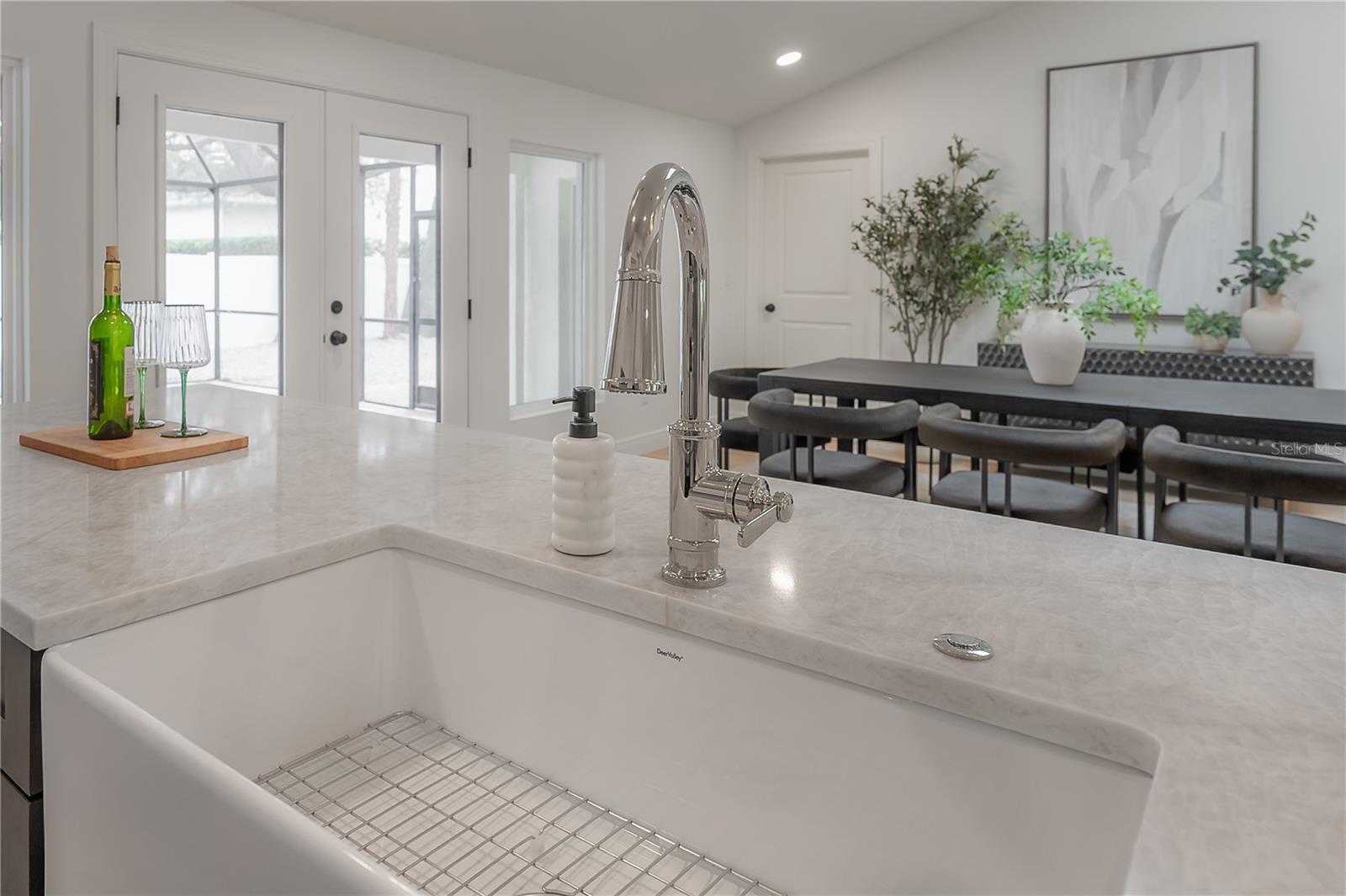 DAVIS ISLANDS PB10 PG52 TO 57 - Residential