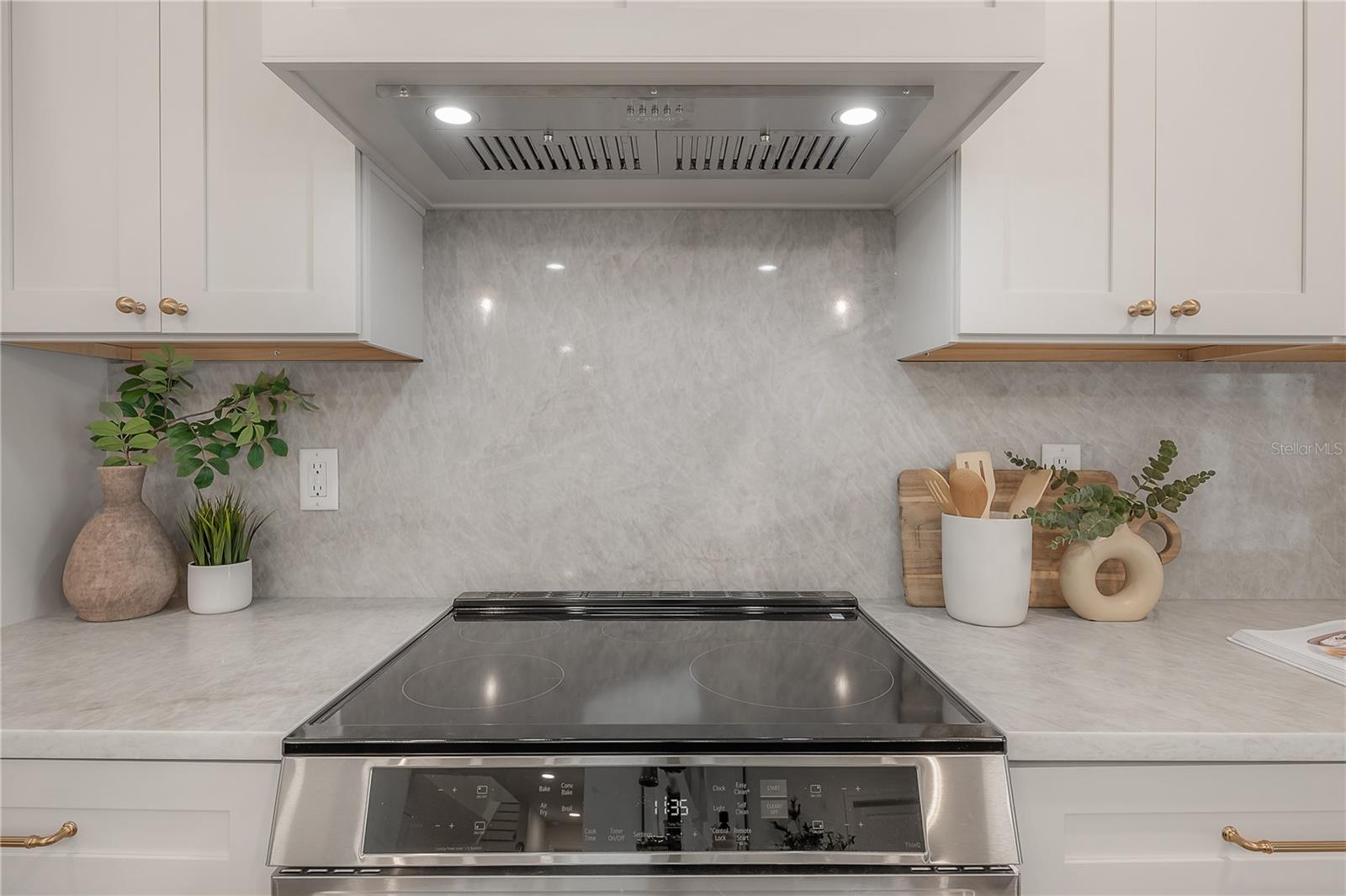 DAVIS ISLANDS PB10 PG52 TO 57 - Residential