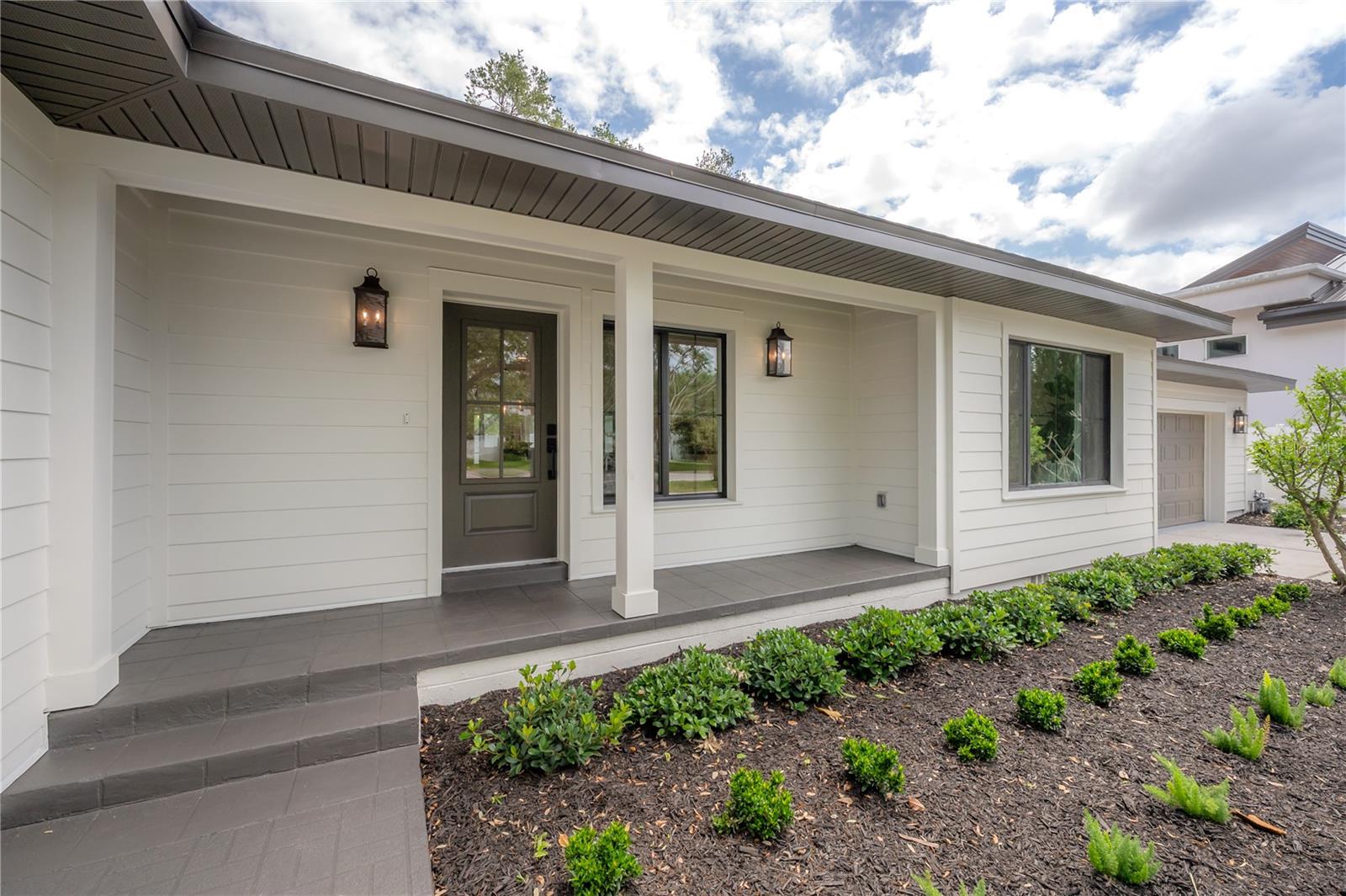 DAVIS ISLANDS PB10 PG52 TO 57 - Residential