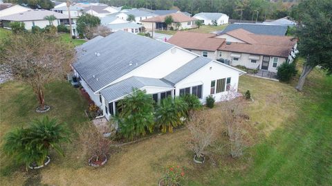 A home in LAKELAND