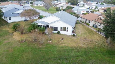 A home in LAKELAND