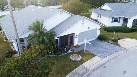 A home in LAKELAND