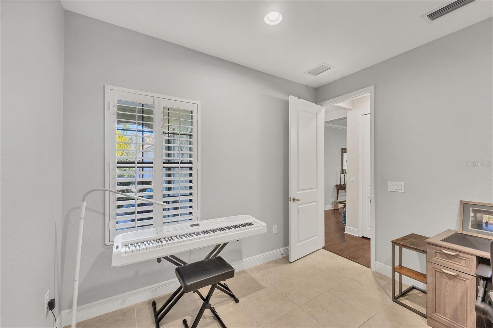 GRAND PALM PH 3A C - Residential