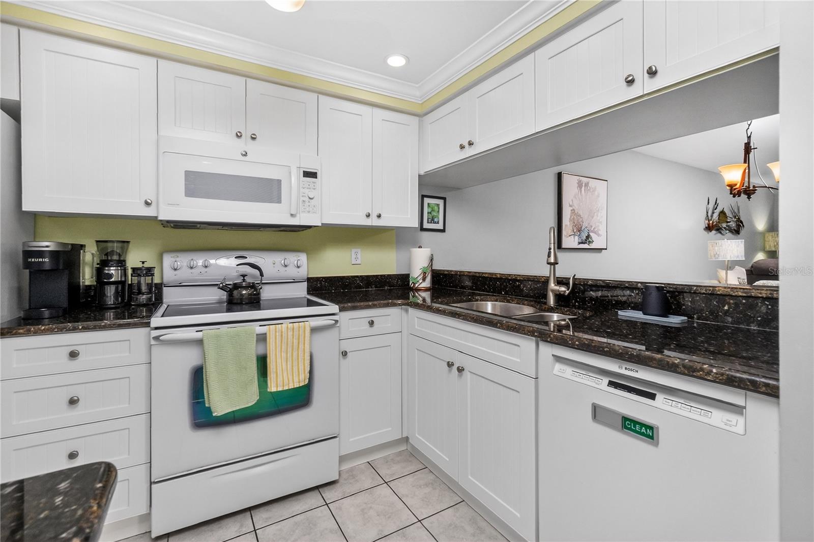 SANDPIPER KEY BLDG 03 - Residential