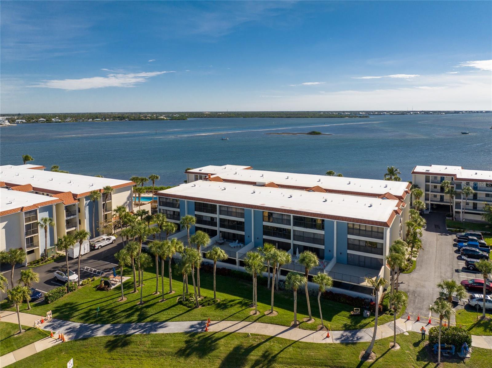 SANDPIPER KEY BLDG 03 - Residential