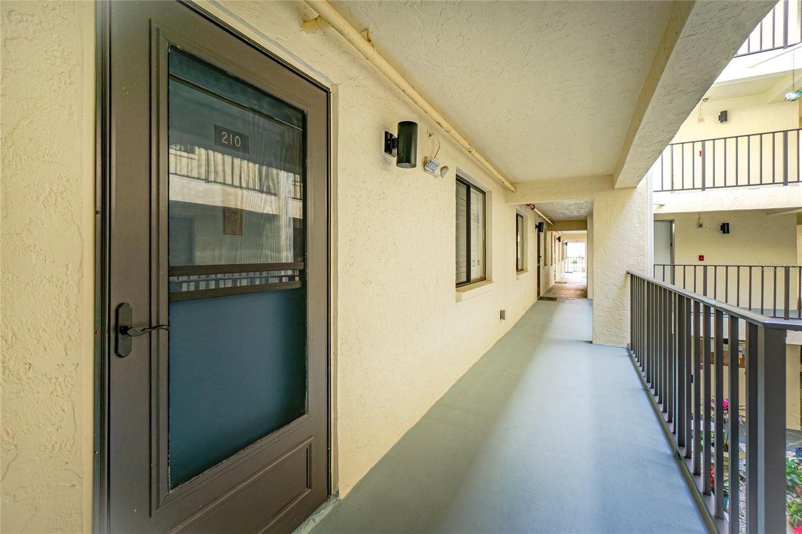 SANDPIPER KEY BLDG 03 - Residential