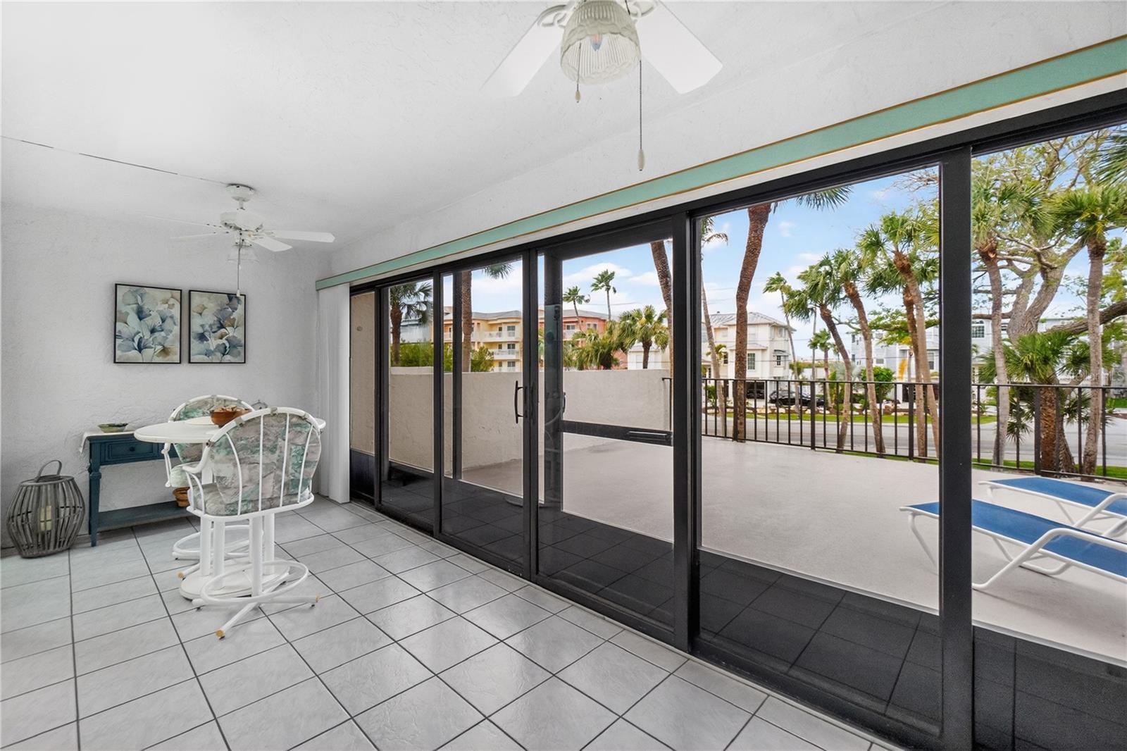 SANDPIPER KEY BLDG 03 - Residential