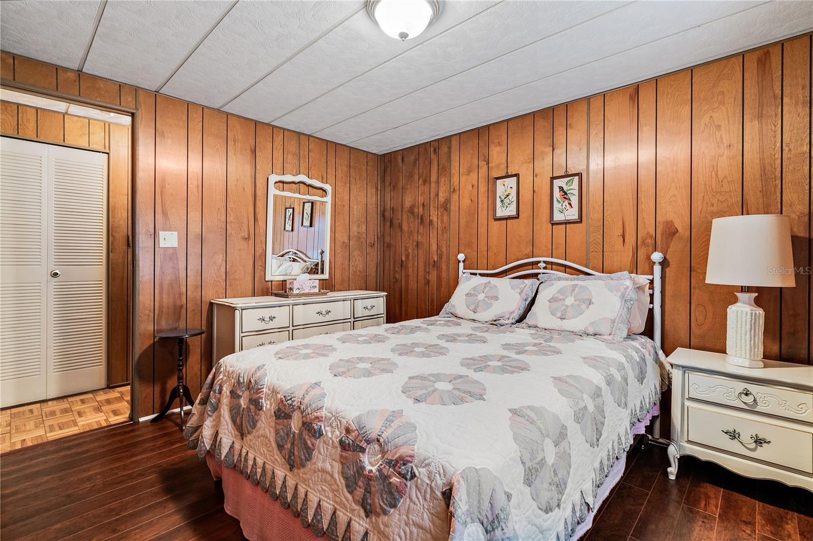 OAKWOOD MANOR - Residential