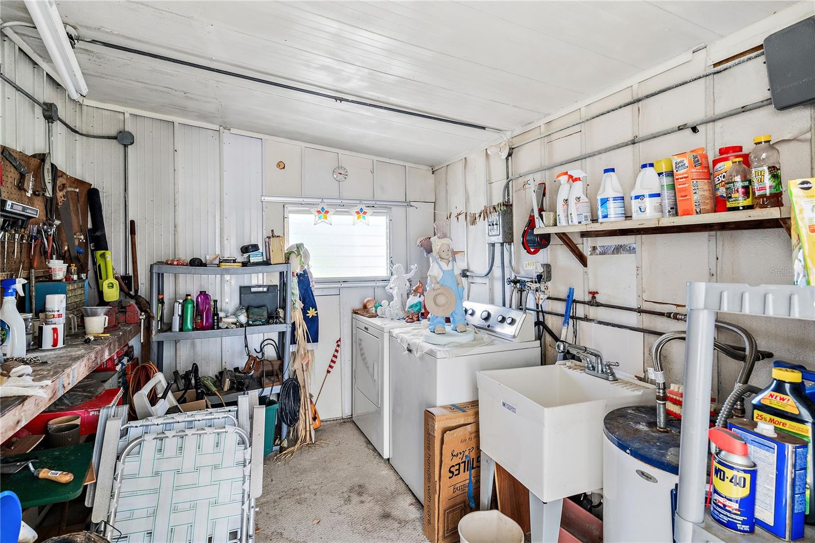 OAKWOOD MANOR - Residential