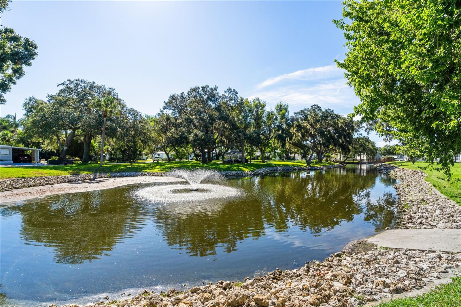 OAKWOOD MANOR - Residential