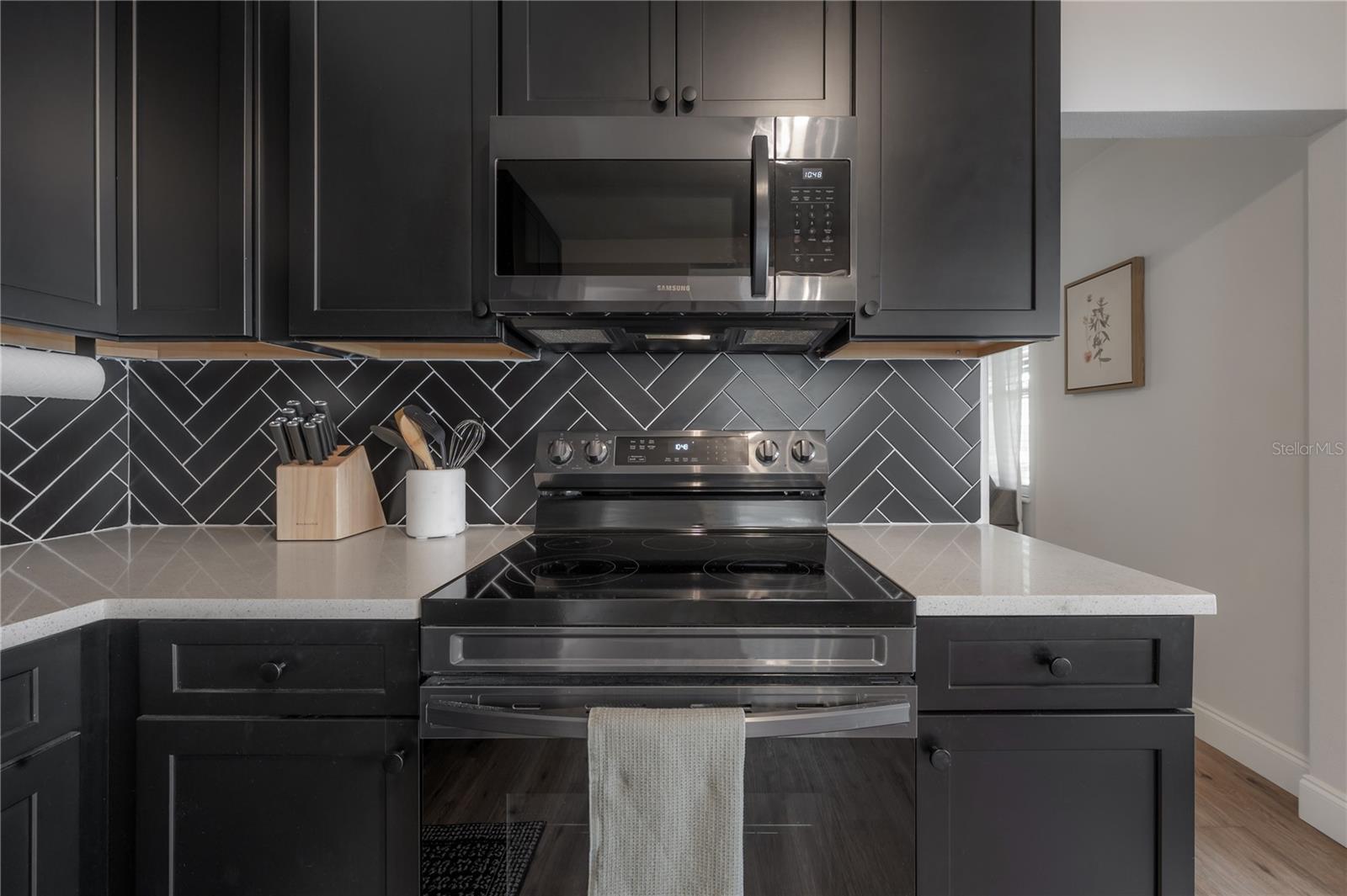 THIRTIETH AVE SUB EXTENTION - Residential