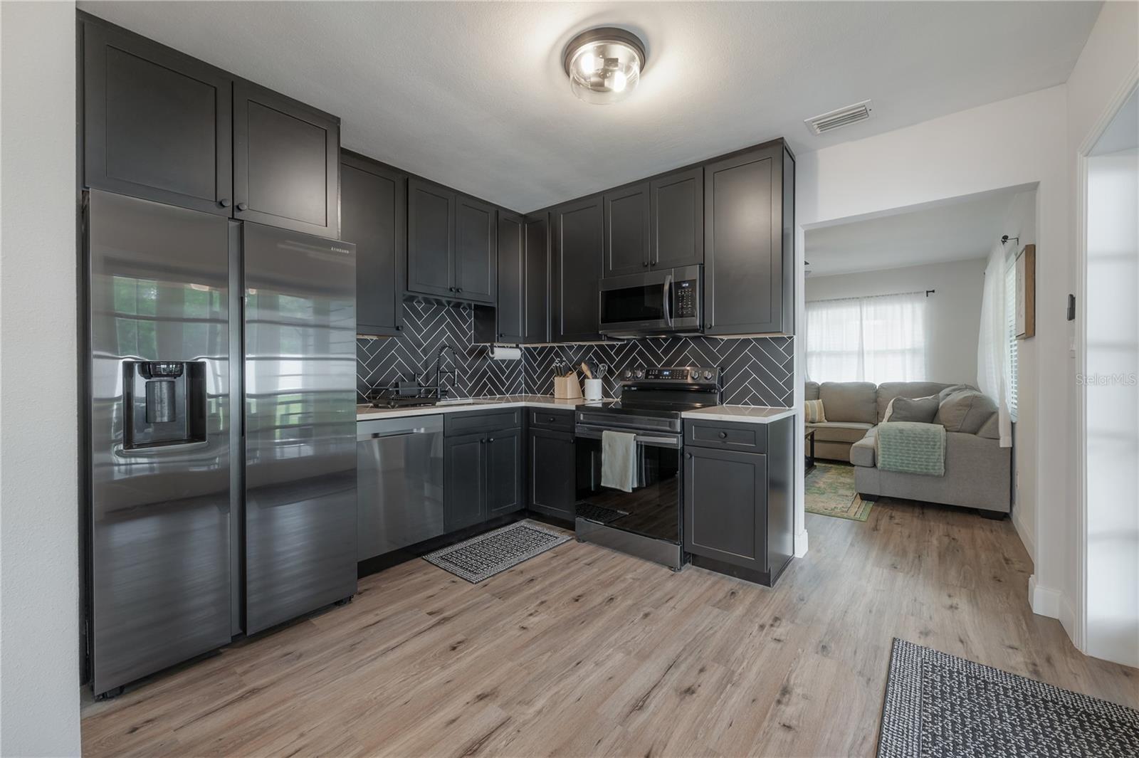 THIRTIETH AVE SUB EXTENTION - Residential