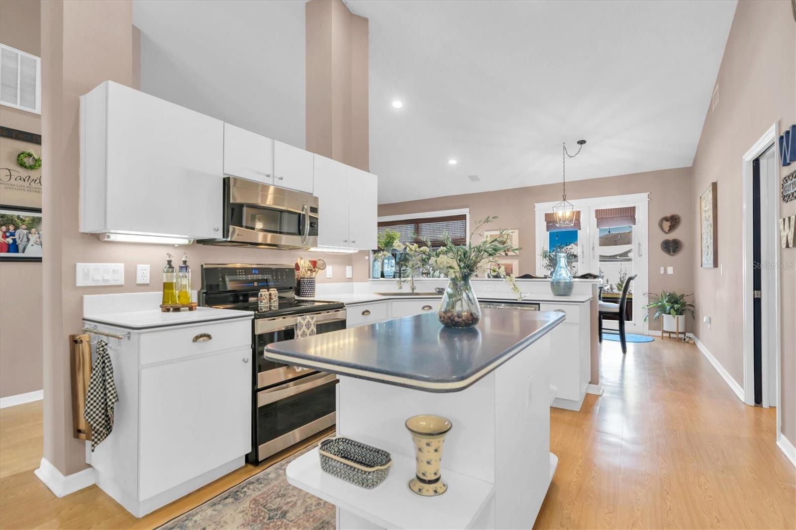 RIVERGLEN UNIT 3 - Residential