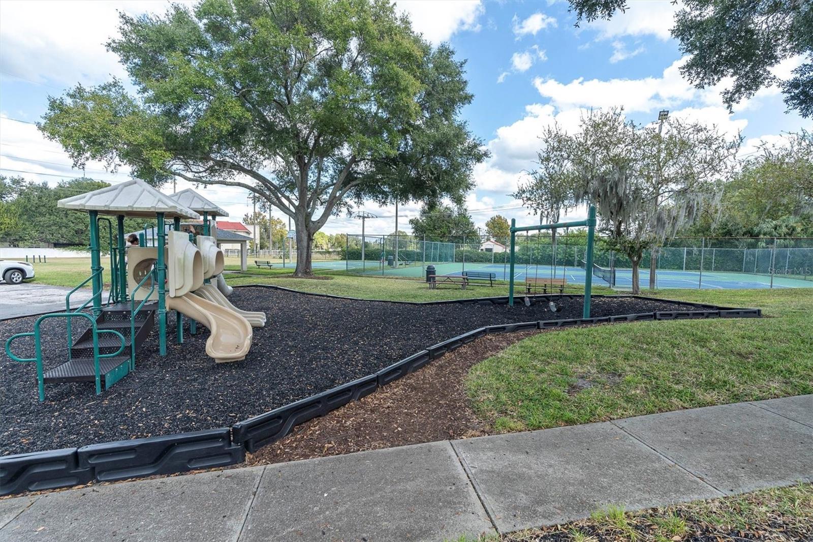 RIVERGLEN UNIT 3 - Residential