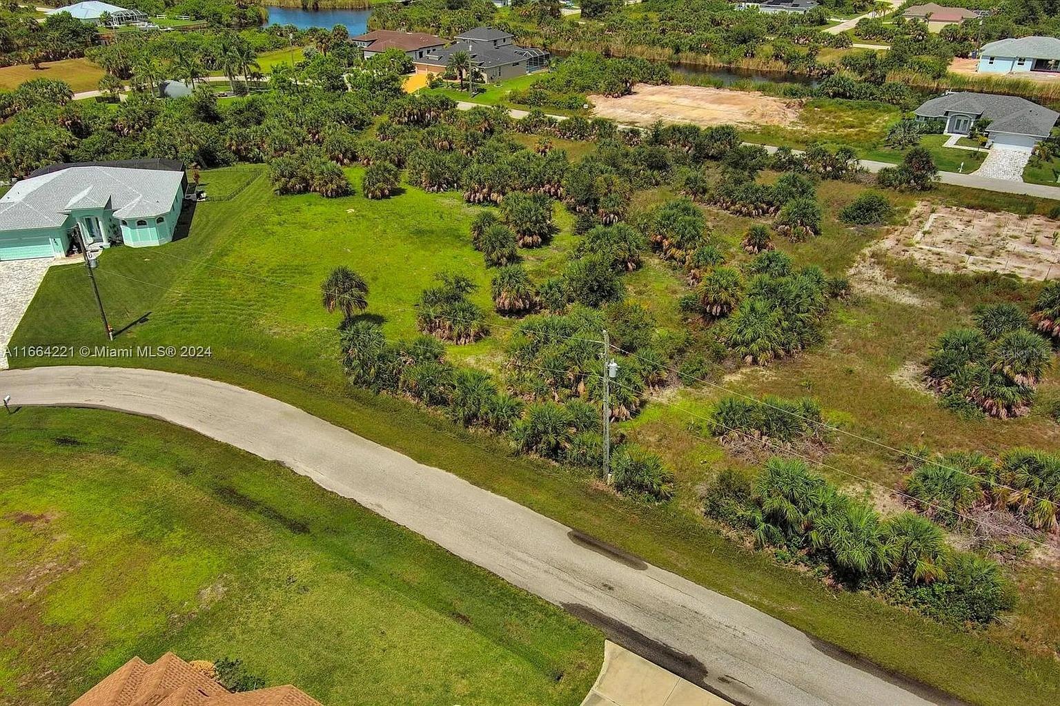 PORT CHARLOTTE SEC 87 - Land